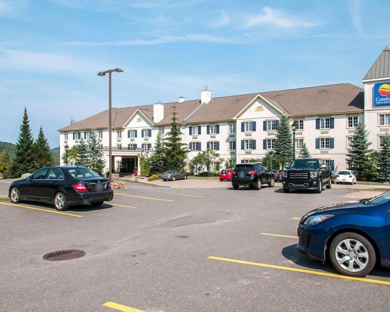 Ax Hotel Mont-Tremblant Exterior photo